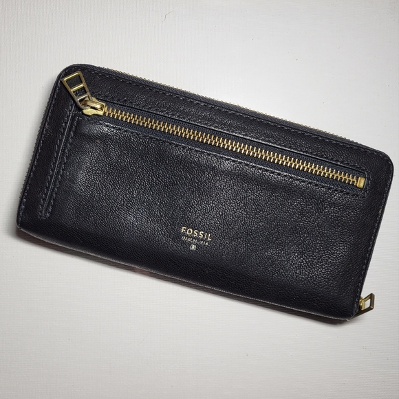 FOSSIL Zip-Around, Striped Leather Wallet With Black, Brown, And Mint Green - Picture 3 of 8